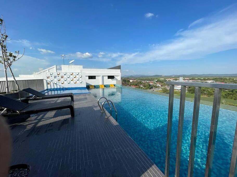 Myrumah Imperio Home , Alor Setar 3Br With Sky Infinity Pool Zewnętrze zdjęcie